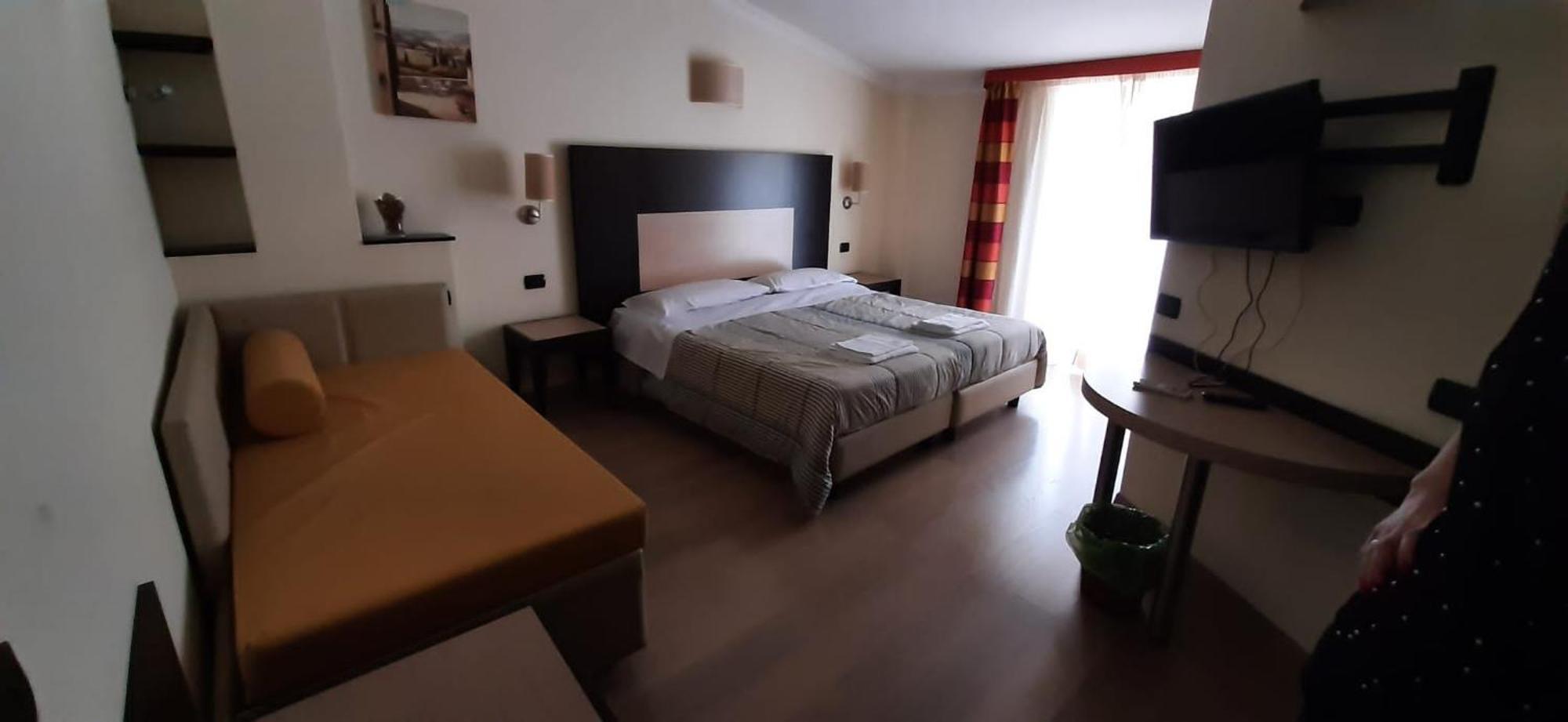 Dades Otel Castelluccio dei Sauri Dış mekan fotoğraf